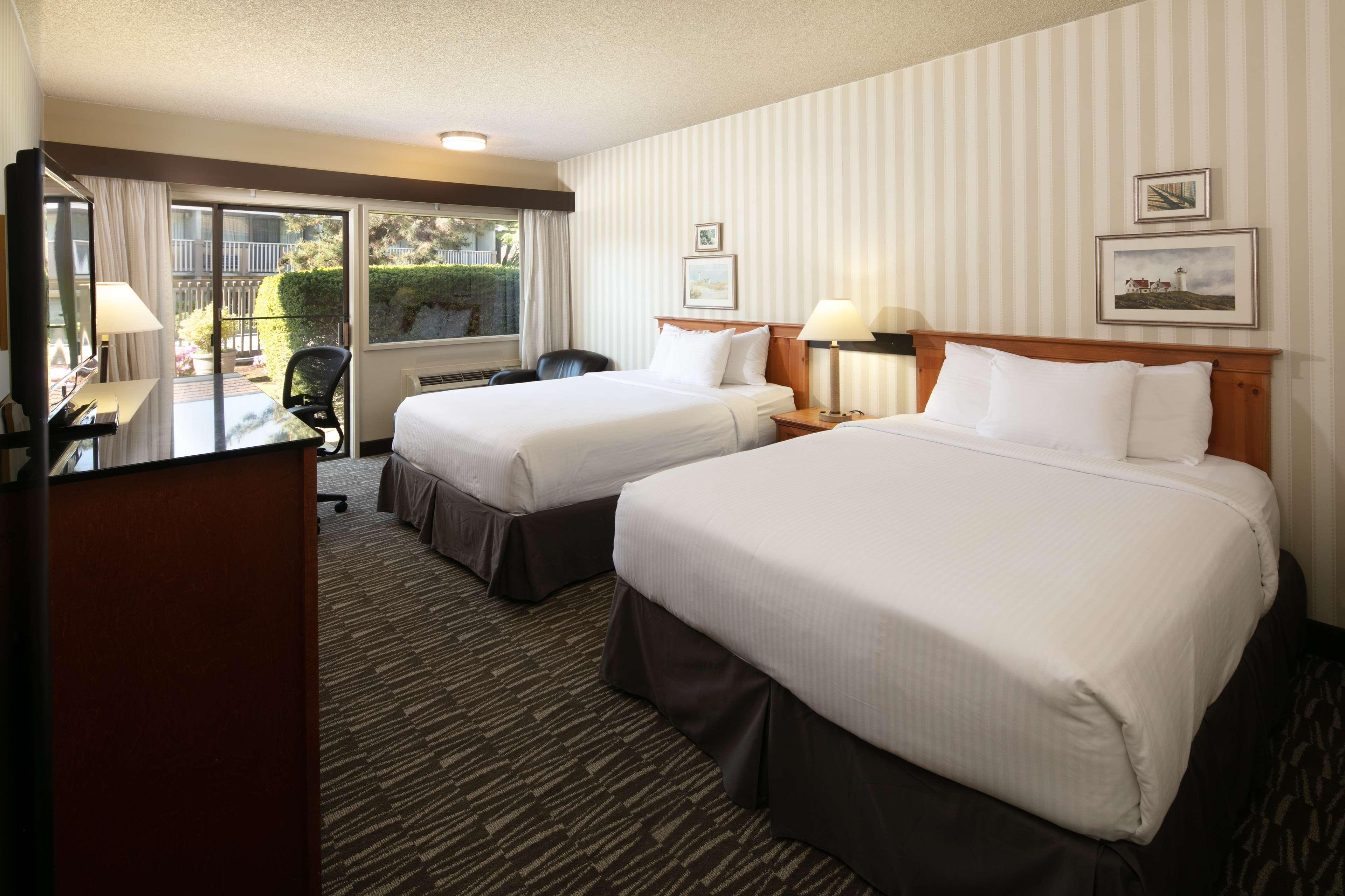 Red Lion Hotel Bellevue Exterior photo