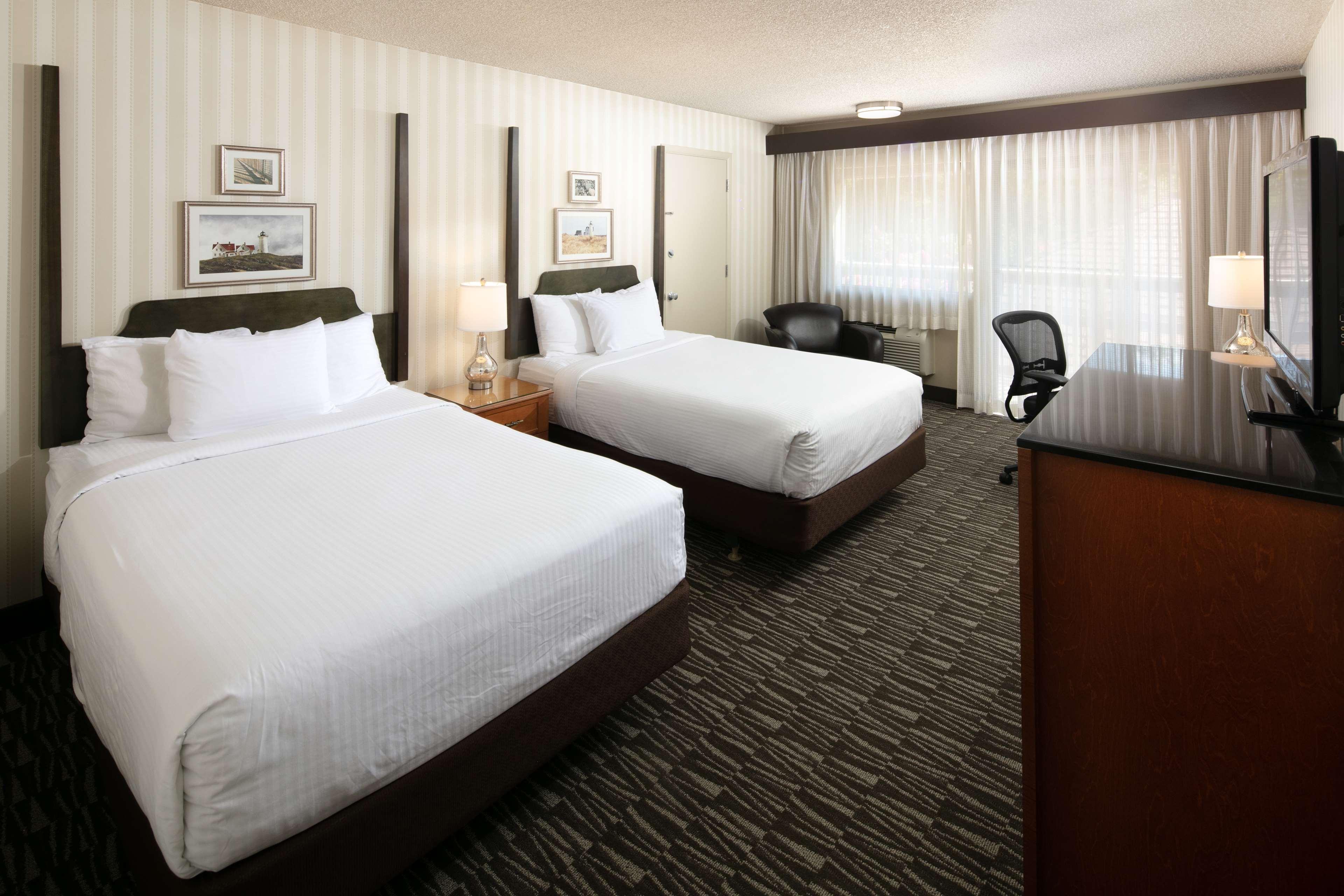 Red Lion Hotel Bellevue Room photo
